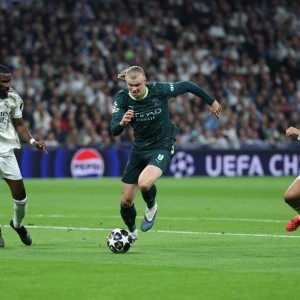 九游官网app下载-2平4负，英超六队在欧冠1/8决赛首回合无一取胜